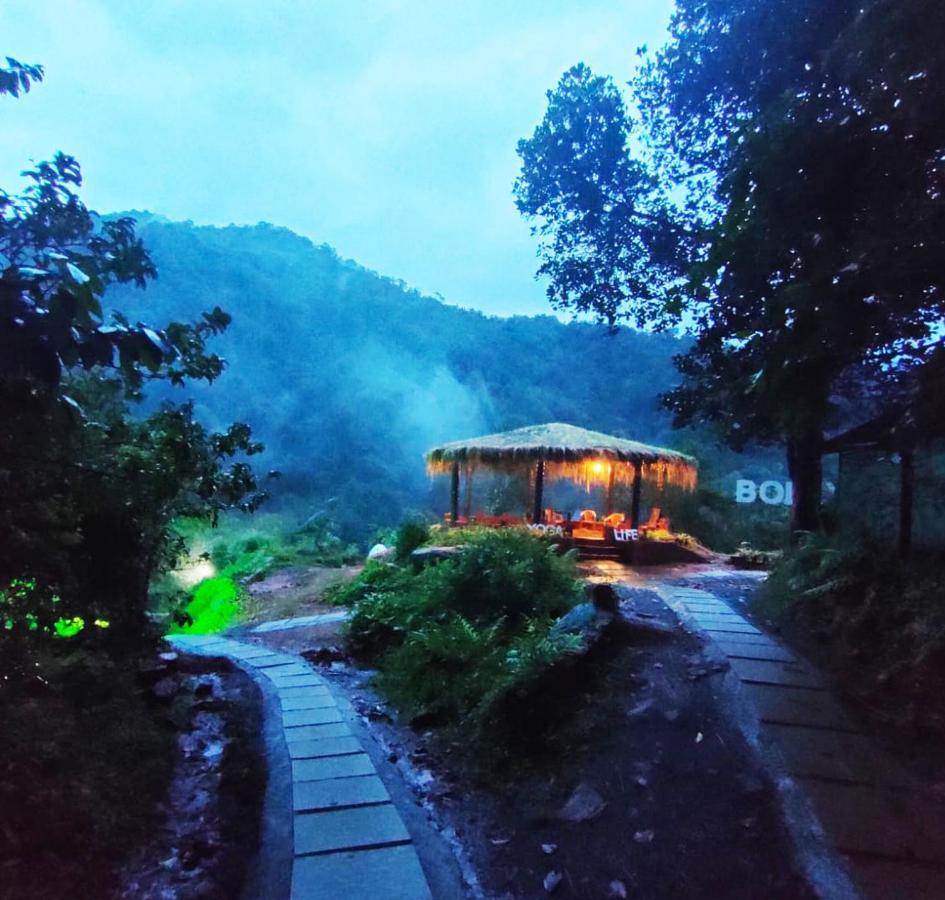 Holistic Stay Eco-Resort & Ayurvedic Retreat Paithalmala Exterior foto